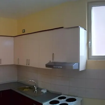 Andi Apartment