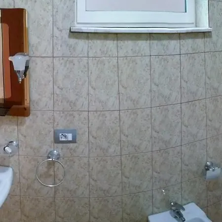 Apartment Andi Tirana
